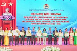 Cụ thể hóa việc học và làm theo Bác trong phong trào công nhân, hoạt động Công đoàn