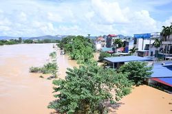 Lũ hạ lưu sông Lục Nam và sông Thương đang lên rất nhanh, 37 xã phường tại Bắc Ninh có nguy cơ ngập lụt
