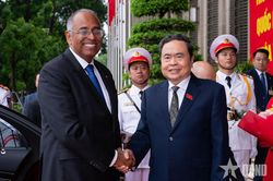 Chủ tịch Quốc hội Trần Thanh Mẫn chủ trì Lễ đón và Hội đàm với Chủ tịch Quốc hội Bờ Biển Ngà Patrick Achi
