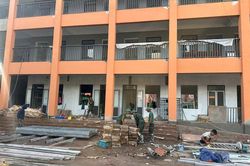 Sư đoàn 355 góp sức dựng trường nơi cực Tây Tổ quốc
