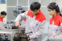 Đào tạo nguồn nhân lực nhìn từ nhóm ngành STEM