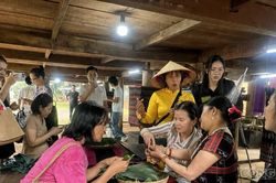 Đánh thức 'kho tài sản' văn hóa của 54 dân tộc