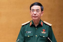 Quốc hội th&ocirc;ng qua 2 luật li&ecirc;n quan đến qu&acirc;n sự, quốc ph&ograve;ng