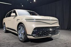 Cận cảnh SUV hạng sang lớn nhất của Hyundai, cạnh tranh BMW X7