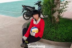 Người cha ng&oacute;ng th&ocirc;ng tin sau khi viết đơn tố h&agrave;ng x&oacute;m s&agrave;m sỡ con g&aacute;i khuyết tật