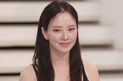 Ngôi sao Song Ji Hyo trẻ trung U50, bất ngờ dành lời khen cho Lê Dương Bảo Lâm