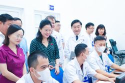Nghệ An đẩy mạnh chuyển đổi số lĩnh vực y tế, lấy người bệnh làm trung tâm