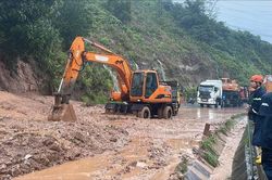 Đặc khu Vân Đồn khẩn trương khắc phục các điểm sạt trượt đất
