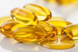 Uống dầu cá omega-3 lâu dài có ảnh hưởng đến thận?