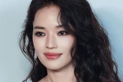 Thư Kỳ được khen ngợi