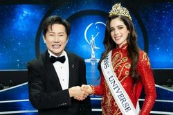 Miss Universe phản ứng về tin đòi bắt khẩn cấp đương kim hoa hậu