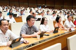 Hàng hóa qua thương mại điện tử sẽ phải làm thủ tục hải quan từ năm 2027