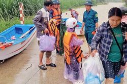 Khi thiên tai đến gần: Phụ nữ và gia đình phải làm gì để tự bảo vệ mình?