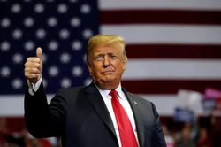 Tổng thống Trump bước vào kỳ bầu cử giữa nhiệm kỳ với ít kết quả nổi bật về đối ngoại