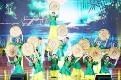 Bắc Ninh: Gần 300 công nhân lao động tham gia liên hoan văn nghệ