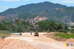 Công trình đường tránh lũ Duy Xuyên: Khởi sắc trước mùa mưa