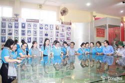 Chi bộ Hội Liên hiệp phụ nữ thành phố về nguồn tại xã Phước An