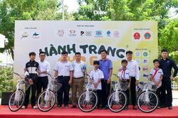 Chương trình “Hành trang cho em 2026” tiếp sức đến trường cho 150 thiếu nhi phường Đông Hải