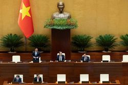 Tiếp tục hoàn thiện Bộ luật Hình sự, bảo đảm nghiêm minh, khả thi