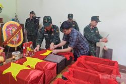 Đưa 8 h&agrave;i cốt liệt sĩ về nơi quy tập