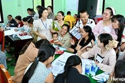 Nâng cao kỹ năng chăm sóc trẻ tại gia đình