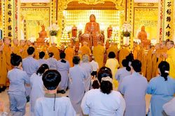 TP.HCM: Trang nghiêm Lễ an vị Phật tại chùa Long Minh (P.An Phú)