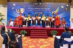 Trường Quốc tế trao bằng tốt nghiệp cho 1.160 tân cử nhân, thạc sĩ