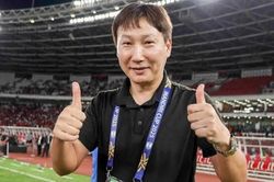 HLV Kim Sang Sik đi vào lịch sử ASEAN Cup
