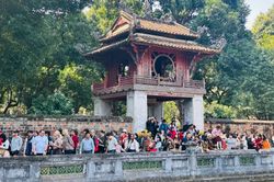 Hà Nội: Điểm đến 4 mùa