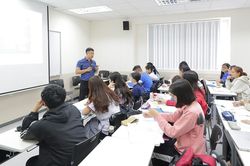 Đại học Quốc gia Hà Nội đặt chỉ tiêu thu hút 20 nhà khoa học xuất sắc và 100 lượt GS, chuyên gia quốc tế