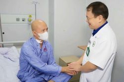 Đi 4 bệnh viện, bệnh nhân ung thư máu đón cơ hội sống mới sau ca ghép đặc biệt