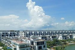 Thị trường bất động sản cần th&ecirc;m những 'ch&acirc;n kiềng' vốn