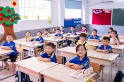 Bàn ghế trường học bất cập, ban hành quy trình rà soát 6 bước