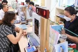 Các trường hợp và điều kiện để được tiếp nhận công chức