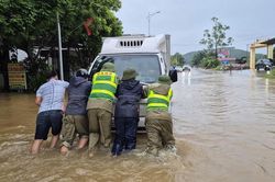 Mưa lớn do b&atilde;o số 4 k&eacute;o d&agrave;i đến khi n&agrave;o?
