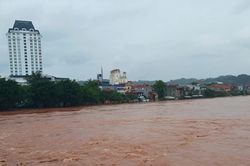 Nước lũ sông Kỳ Cùng dự báo vượt đỉnh lũ năm 2025 đến 3,4 m