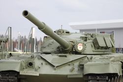 T-80: Vì sao Liên Xô đặt động cơ turbine máy bay lên xe tăng?