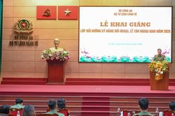 Nâng cao kỹ năng đối ngoại, lễ tân cho cán bộ chiến sỹ Bộ Tư lệnh Cảnh vệ