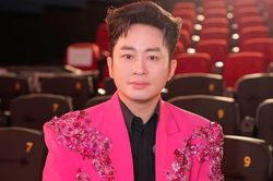 Tùng Dương biểu diễn trước trận chung kết Việt Nam - Thái Lan