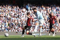 Cherki lập cú đúp kiến tạo, Man City ngược dòng nghẹt thở trước Bournemouth