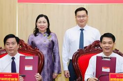 Bàn giao nhiệm vụ công tác Dân vận