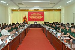 Đoàn công tác của Bộ Quốc phòng làm việc tại Quân đoàn 34