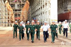 Thượng tướng Phạm Hoài Nam kiểm tra, làm việc tại Tổng công ty Ba Son