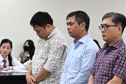 Cựu Hiệu trưởng 'ăn chặn' tiền A80, lãnh 3 năm tù