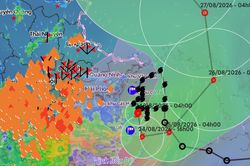 Bão số 4 Narra cách Hải Phòng 145km, liên tục 'nhúc nhích' đổi hướng