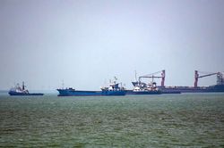 Iran dọa bắt giữ các tàu vi phạm quy định lưu thông qua eo biển Hormuz