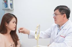 Bác sĩ thẩm mỹ chia sẻ 3 nguyên nhân mũi hỏng sau nâng
