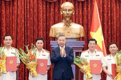 Tổng Bí thư, Chủ tịch nước trao quyết định bổ nhiệm kiểm sát viên VKSND tối cao