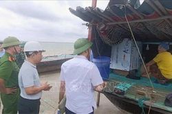 Ảnh hưởng bão số 4: Vùng ven biển Quảng Ninh, Hưng Yên, Hải Phòng có gió mạnh, sóng cao
