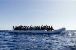 Hy Lạp: Giải cứu trên 150 người di cư từ Libya